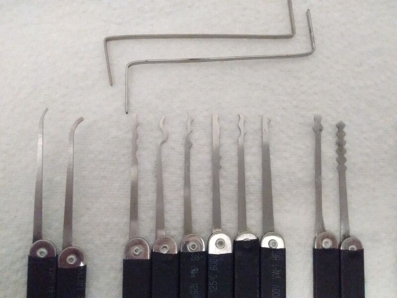 Cleaned lockpicks.jpg