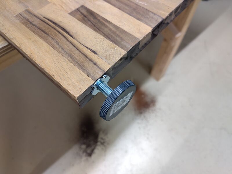 Bestand:Bartafel 20251212 174205.jpg